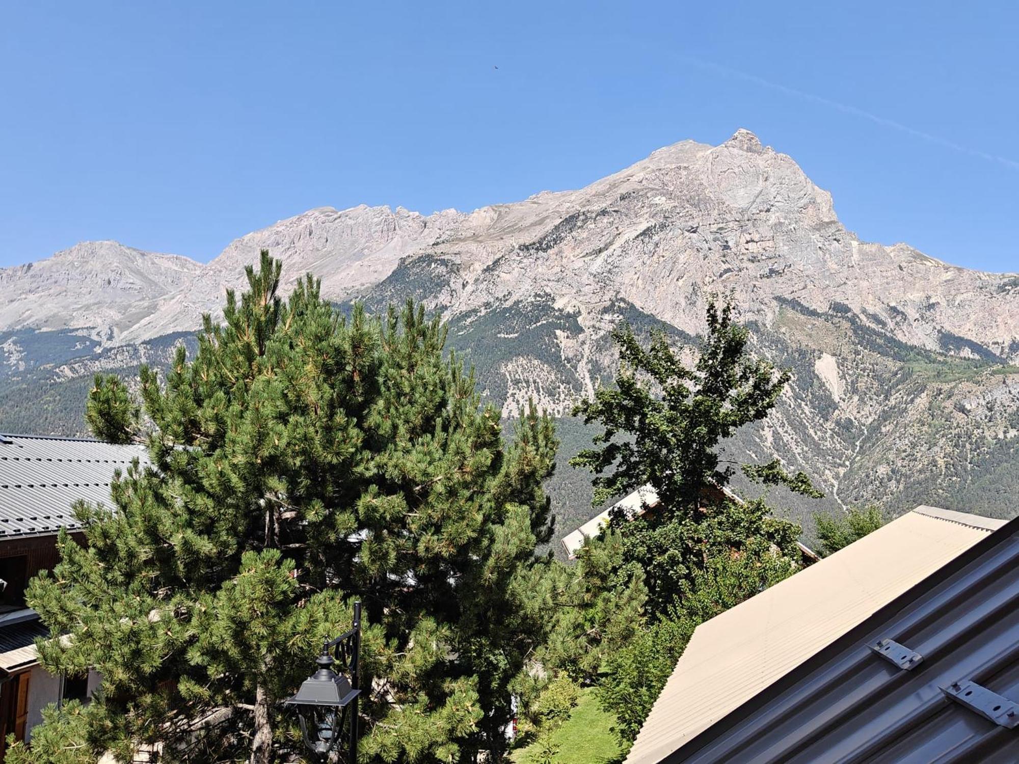 "La Batisse Des Pres" Lägenhet Puy-Saint-Vincent Exteriör bild