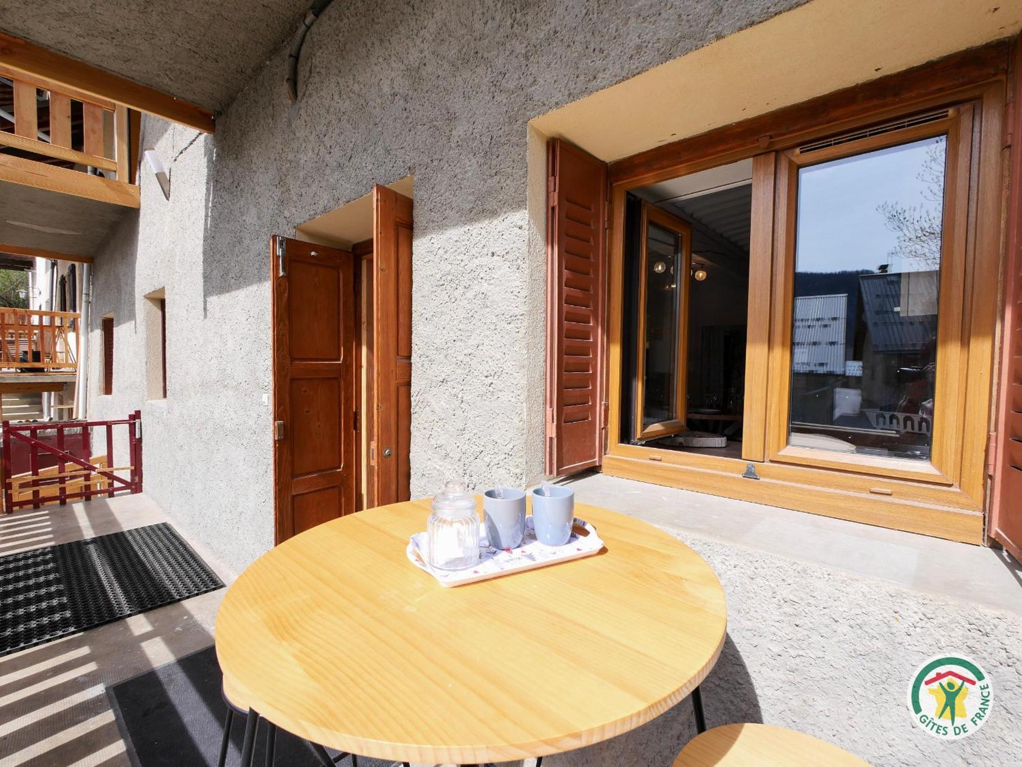 "La Batisse Des Pres" Lägenhet Puy-Saint-Vincent Exteriör bild